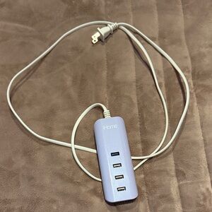 iHome USB Charging Hub in Light Purple with White Cord